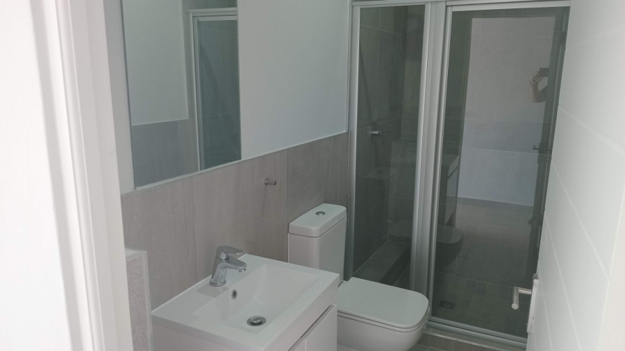 1 Bedroom Property for Sale in Table View Western Cape